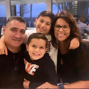 Meet your Posher, Cynthia